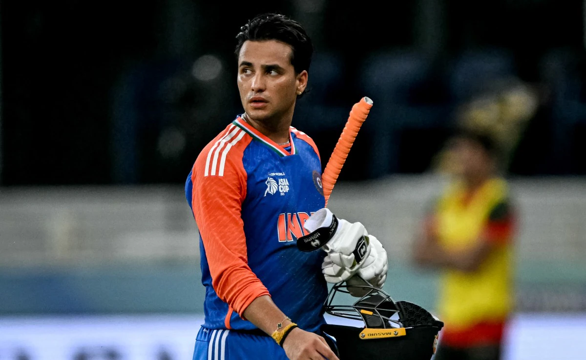 Technical Scouting: Abhishek Sharma’s Shoulder Flaw vs Kuldeep Yadav